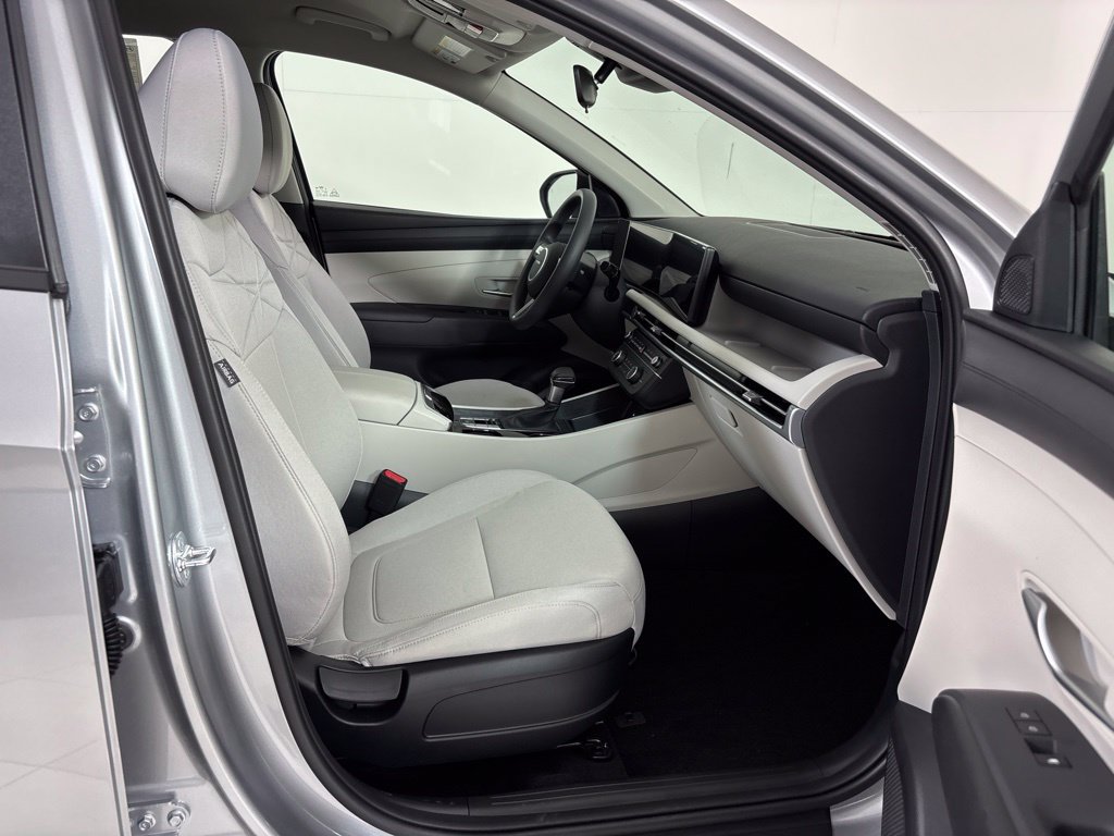 New 2026 Hyundai Tucson SE FWD image 12