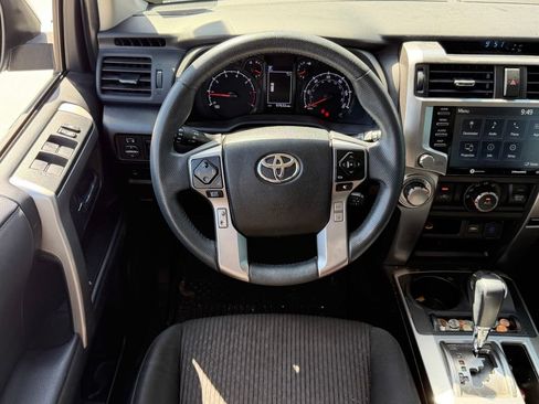 Used 2021 Toyota 4Runner Trail Special Edition AWD/4WD image 9