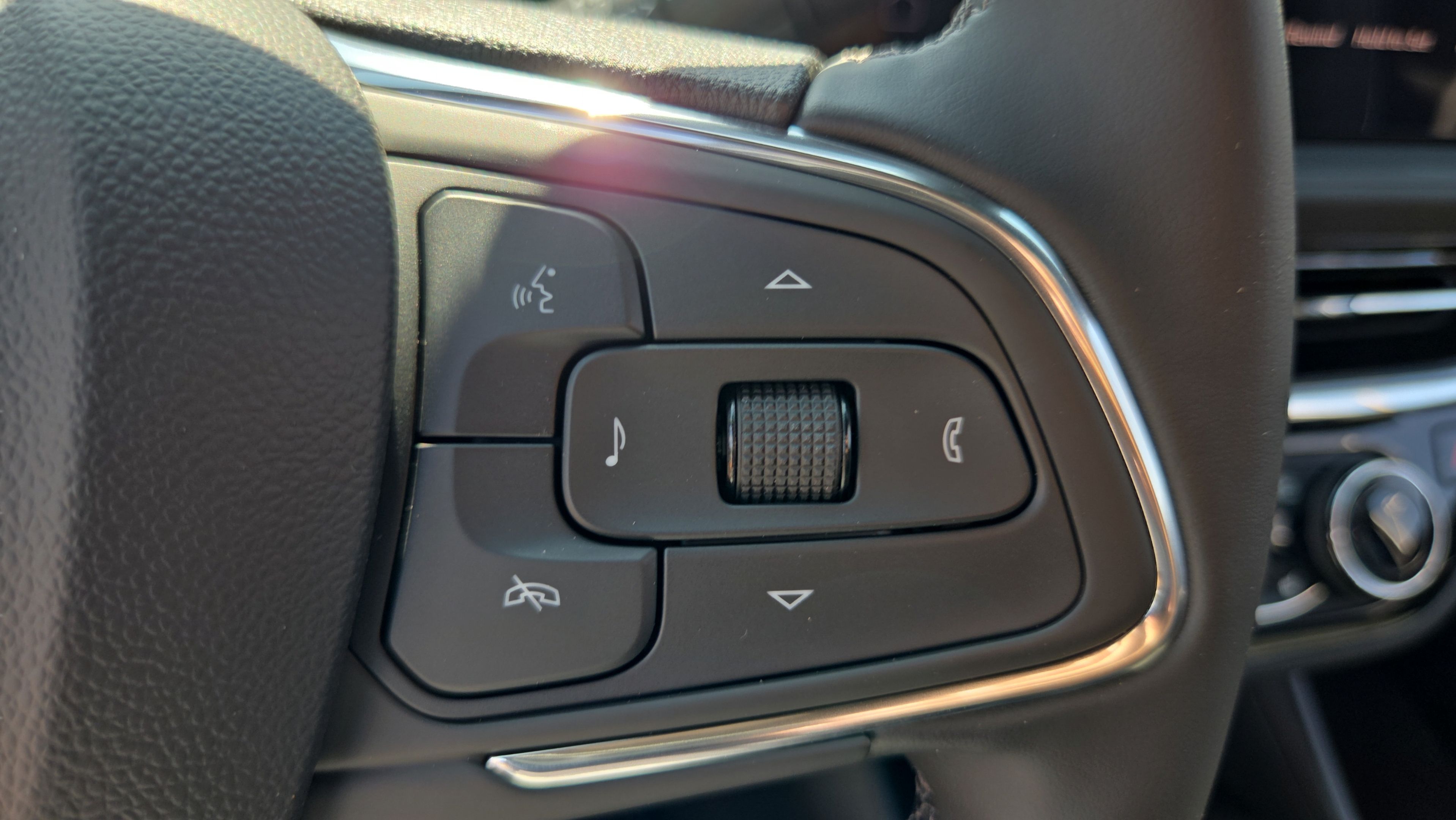 New 2026 Buick Envista Sport Touring w/ Convenience I Package FWD image 25