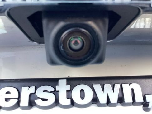 Used 2024 GMC Terrain SLE image 7