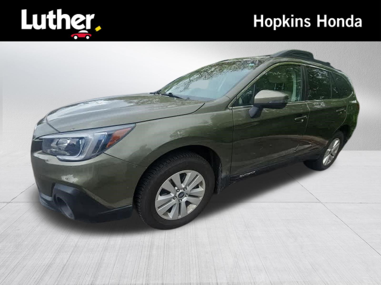 Used 2018 Subaru Outback 2.5i Premium AWD/4WD image 1