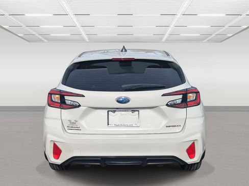 Certified 2024 Subaru Impreza 2.0i image 4