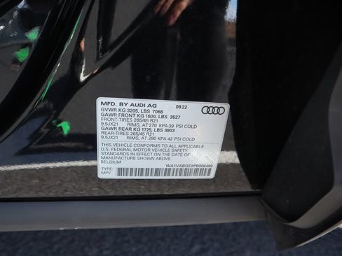 Used 2023 Audi e-tron Chronos AWD/4WD image 19