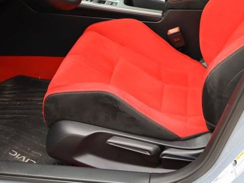 Used 2024 Honda Civic Type R image 13