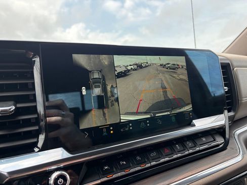 Used 2023 GMC Sierra 1500 SLT w/ SLT Premium Plus Package image 20