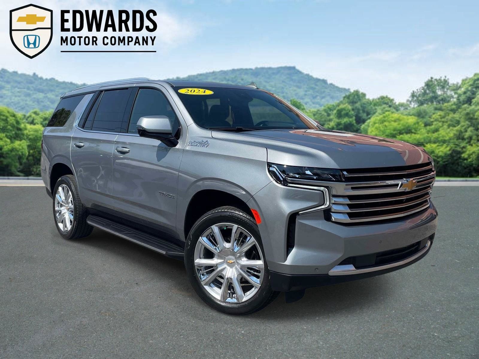 Used 2024 Chevrolet Tahoe High Country RWD image 1