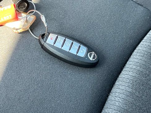 Used 2025 Nissan Altima 2.5 SV FWD image 20