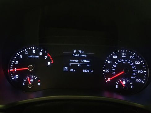 Used 2020 Kia Soul LX FWD image 23