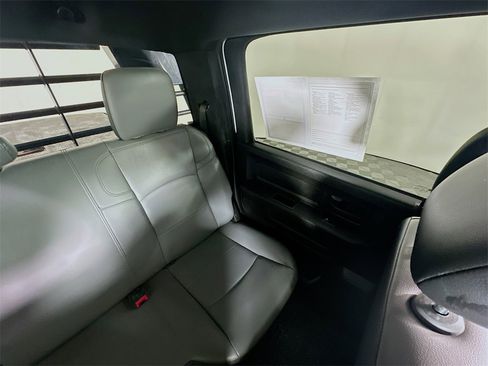 Used 2022 RAM 4500 Tradesman w/ Chrome Appearance Group image 14