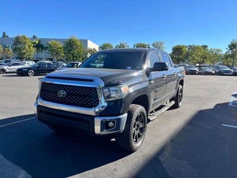 Used 2020 Toyota Tundra SR5 w/ SR5 Upgrade Package image 1