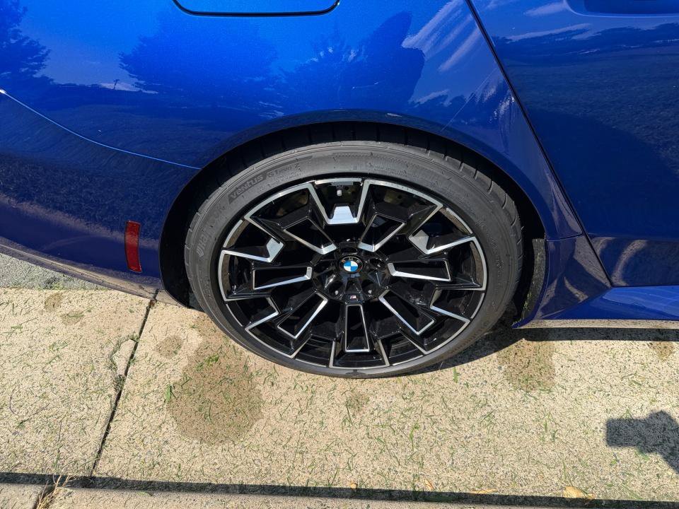 New 2027 BMW M5 Touring AWD/4WD image 23