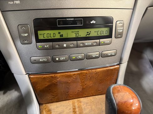 Used 2005 Lexus ES 330 image 18