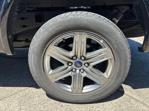 Used 2018 Ford F150 XLT w/ Equipment Group 302A Luxury AWD/4WD image 12