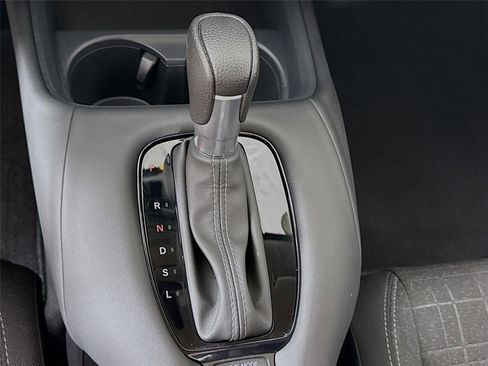 Certified 2025 Honda HR-V LX image 15
