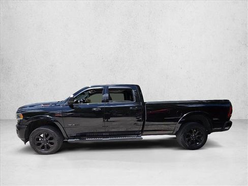 Used 2022 RAM 3500 Laramie w/ Night Edition AWD/4WD image 6