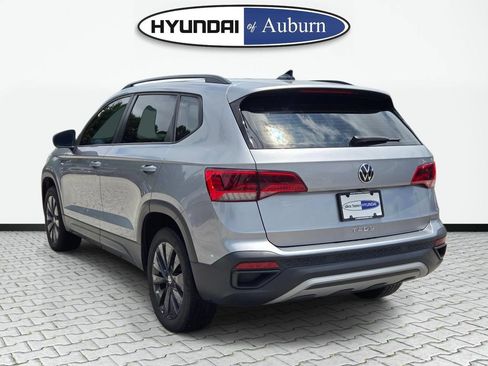 Used 2024 Volkswagen Taos S FWD image 10