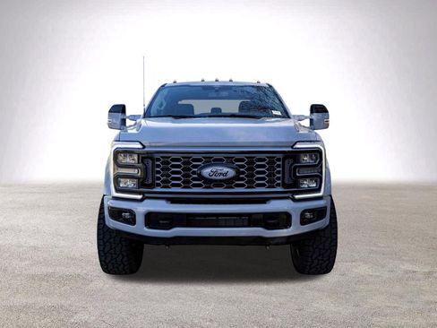 Used 2026 Ford F450 Lariat AWD/4WD image 3