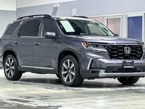 Used 2024 Honda Pilot Elite image 6
