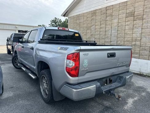 Used 2014 Toyota Tundra SR5 w/ SR5 Upgrade Package AWD/4WD image 5