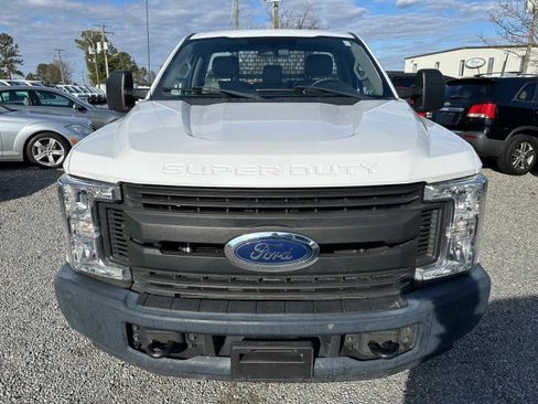 Used 2018 Ford F250 XL image 3