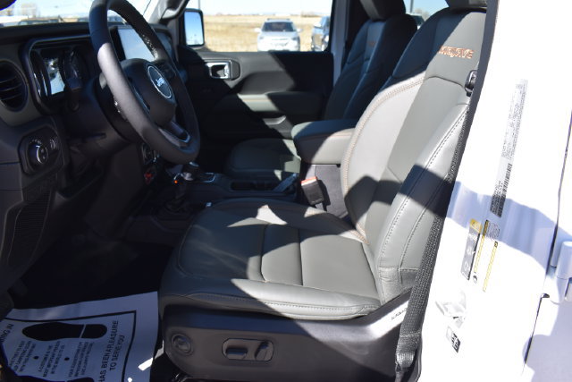 New 2026 Jeep Gladiator Mojave AWD/4WD image 16
