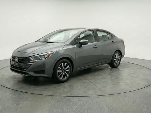 Used 2025 Nissan Versa SV FWD image 3