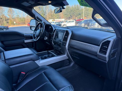Used 2021 Ford F350 Lariat w/ Lariat Value Package image 24