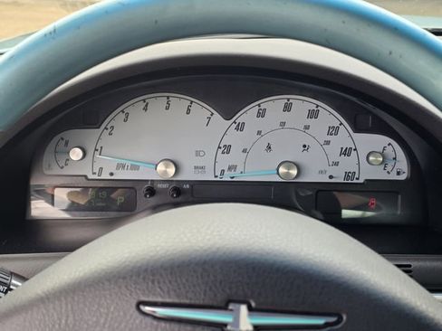 Used 2002 Ford Thunderbird image 10