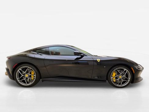 Used 2024 Ferrari Roma RWD image 6