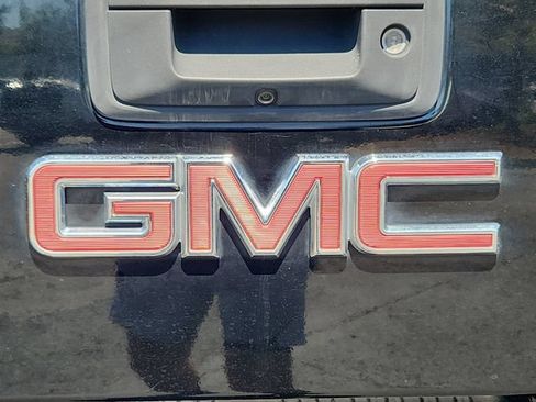 Used 2014 GMC Sierra 1500 SLT w/ All-Terrain Package AWD/4WD image 22
