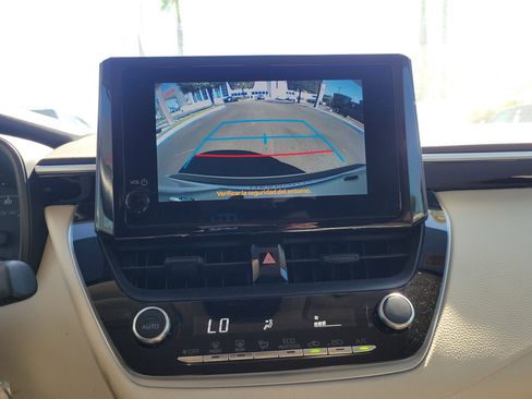 Used 2023 Toyota Corolla LE image 27