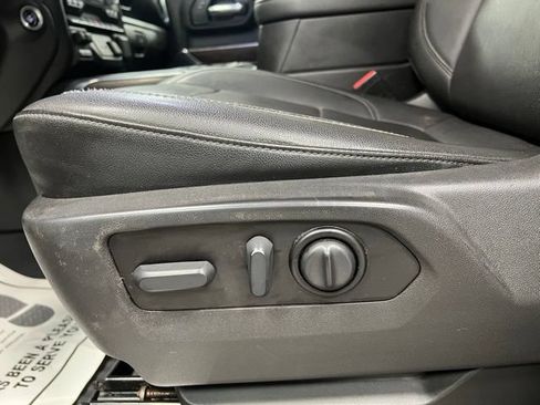 Used 2022 GMC Sierra 2500 SLT w/ SLT Convenience Package AWD/4WD image 23