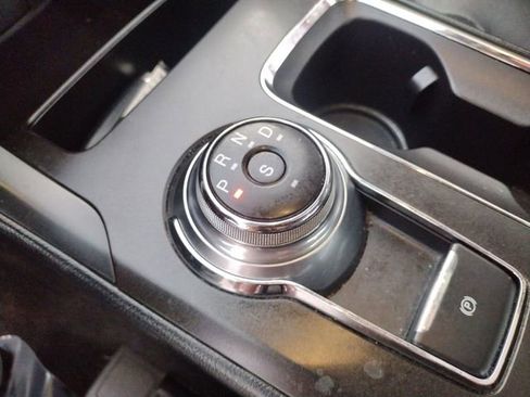 Used 2018 Ford Fusion Titanium image 26