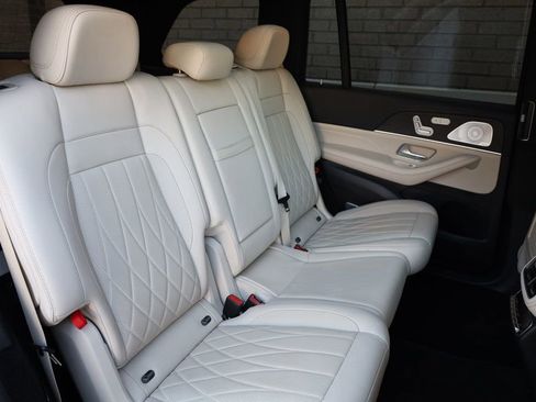 Used 2021 Mercedes-Benz GLS 63 AMG 4MATIC image 27