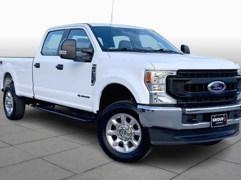 Used 2020 Ford F350 XL w/ Power Equipment Group image 2