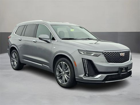 New 2025 Cadillac XT6 Premium Luxury w/ Technology Package image 2