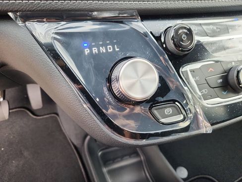 New 2026 Chrysler Pacifica Select image 14