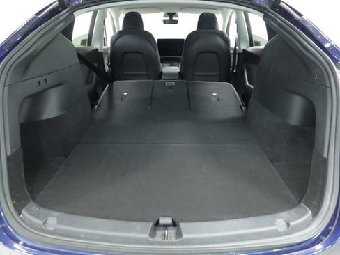 Used 2022 Tesla Model Y Performance image 31