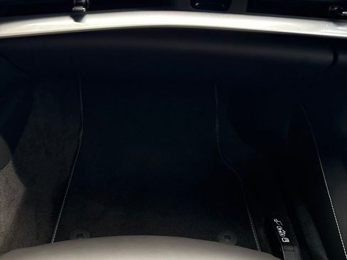 Used 2025 Chevrolet Corvette Z06 RWD image 11