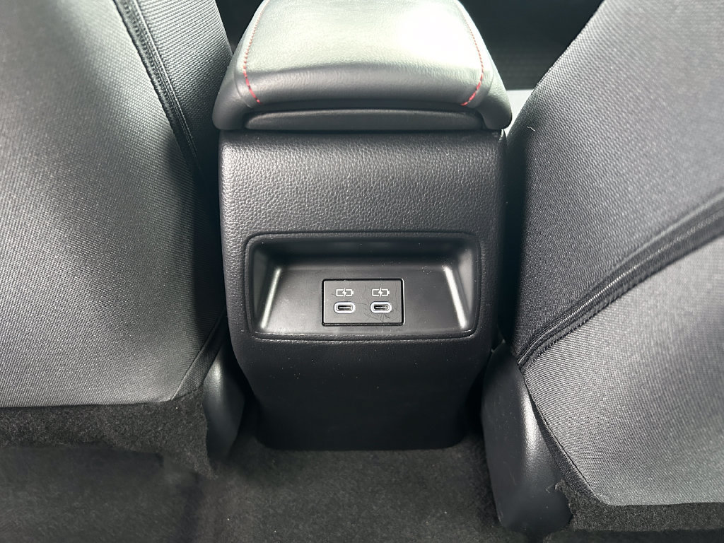 Used 2025 Toyota Corolla SE FWD image 9