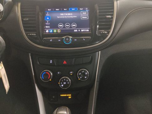 Used 2020 Chevrolet Trax LS w/ Tint and Cruise Package AWD/4WD image 25