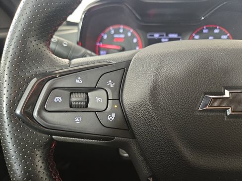 Certified 2024 Chevrolet Trax RS w/ Driver Confidence Package image 15