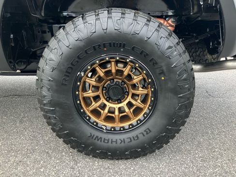 Used 2020 Ford F150 Raptor w/ Equipment Group 801A Mid AWD/4WD image 24