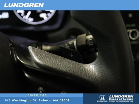 Used 2024 Subaru Crosstrek 2.0i Premium image 19