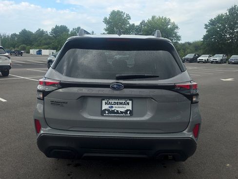Used 2026 Subaru Forester Premium AWD/4WD image 5