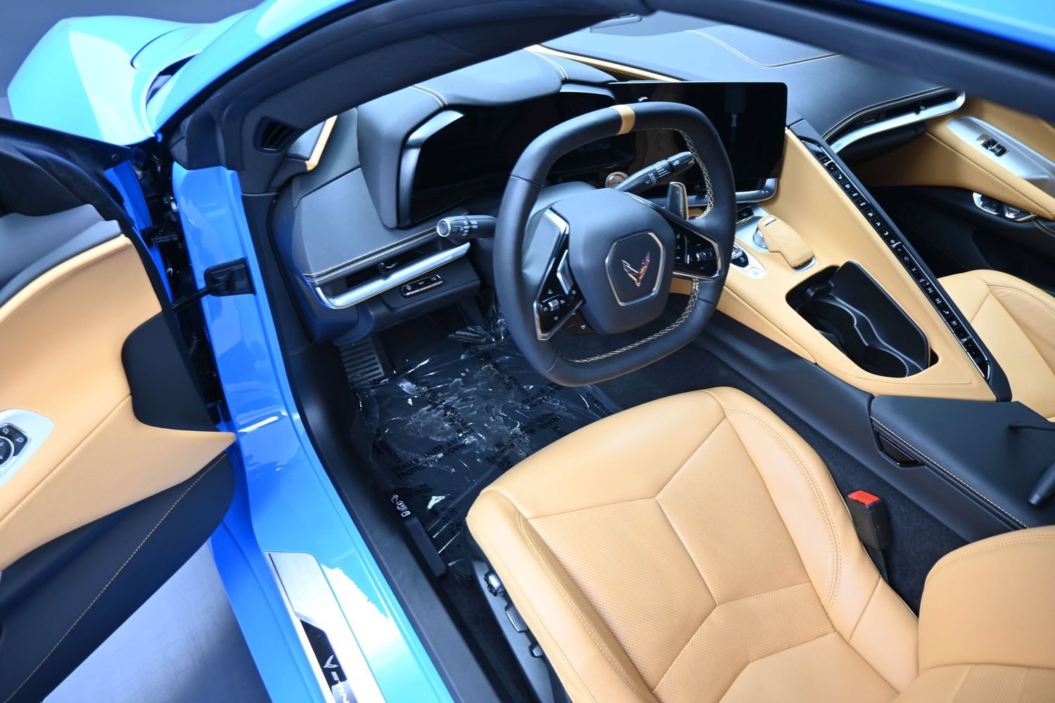 Used 2024 Chevrolet Corvette Stingray Preferred Cpe w/ Z51 Performance Package RWD image 12