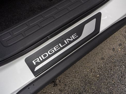 New 2026 Honda Ridgeline Black Edition image 27