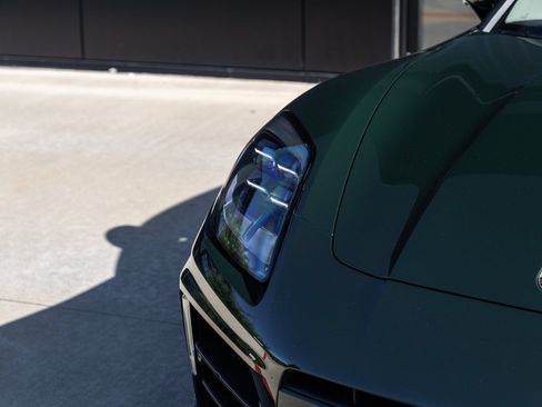 Certified 2025 Porsche Panamera 4 E-Hybrid AWD/4WD image 16