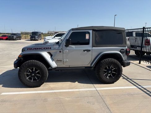 Used 2019 Jeep Wrangler Rubicon w/ Steel Bumper Group AWD/4WD image 2