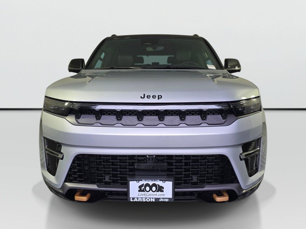 New 2026 Jeep Grand Wagoneer 4WD image 10